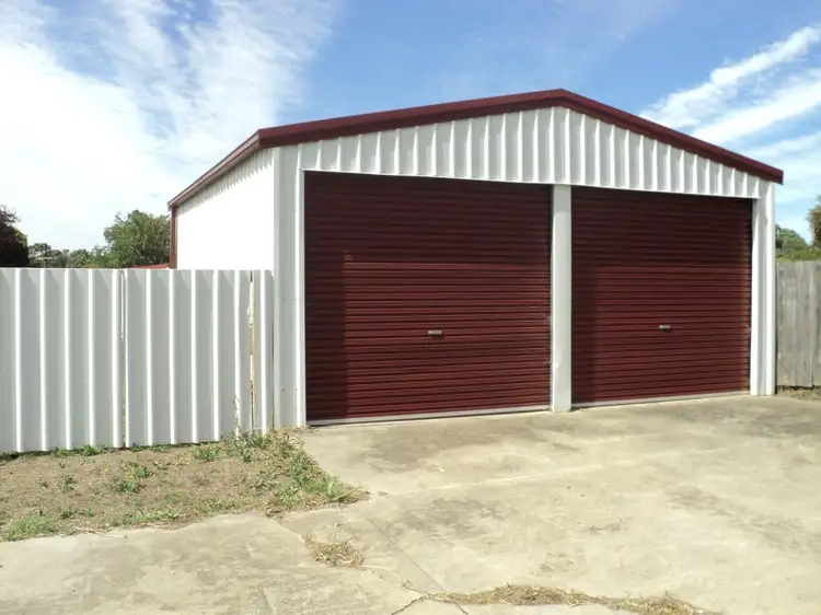 Fourth view of Homely house listing, 17 Station Street, Hamilton VIC 3300
