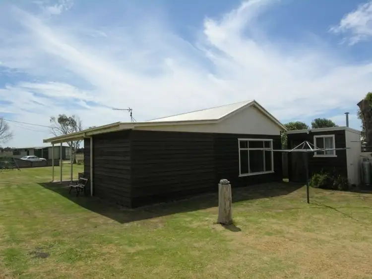 Fourth view of Homely house listing, 18 Ellen Avenue, Seaspray VIC 3851