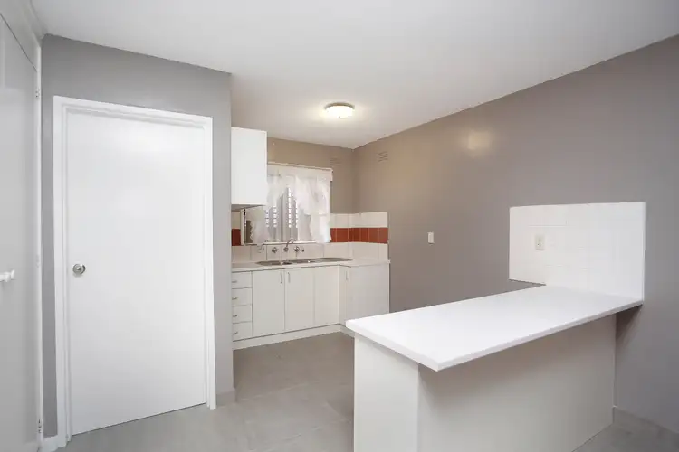 Third view of Homely flat listing, 2/4 Cooper Street, Sunshine VIC 3020
