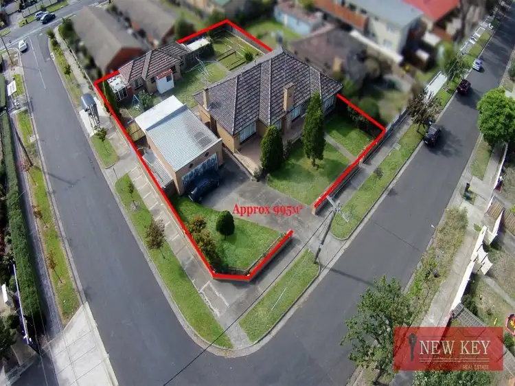 18 Caringa Street, Pascoe Vale VIC 3044