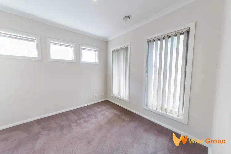 Sixth view of Homely house listing, 5 Lehmann Grove, Pakenham VIC 3810