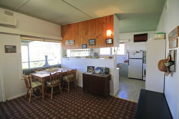 Fifth view of Homely house listing, 11 Dawn Crescent, Bonnie Doon VIC 3720
