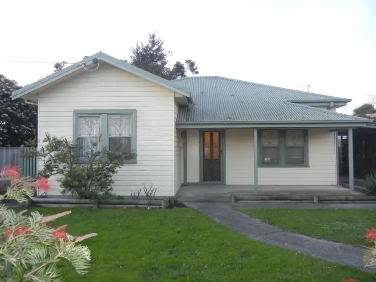 6 Cook Road, Longwarry VIC 3816