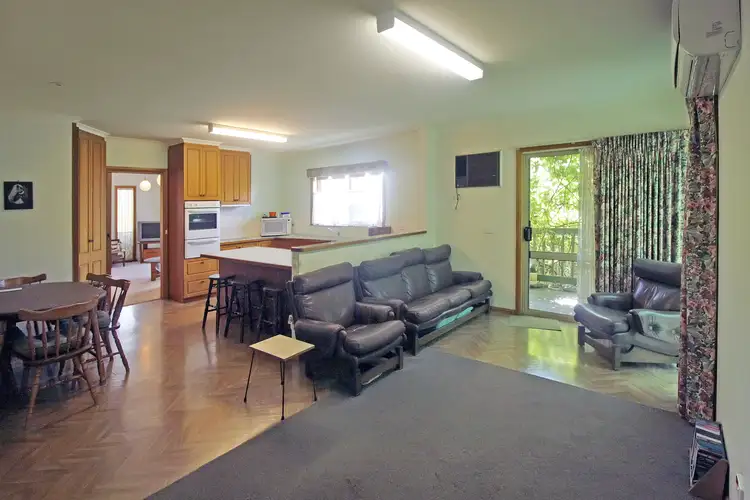 Fifth view of Homely house listing, 9 Somerset Crescent, Mansfield VIC 3722
