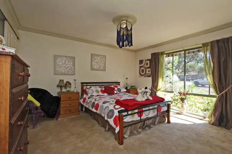 Seventh view of Homely house listing, 8 Wattle Drive, Heathcote VIC 3523