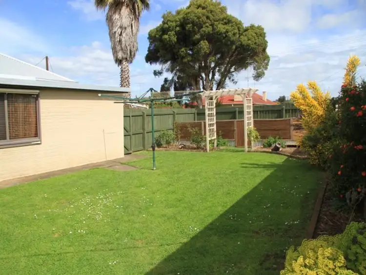 27 Kurrajong Street, Mount Gambier SA 5290
