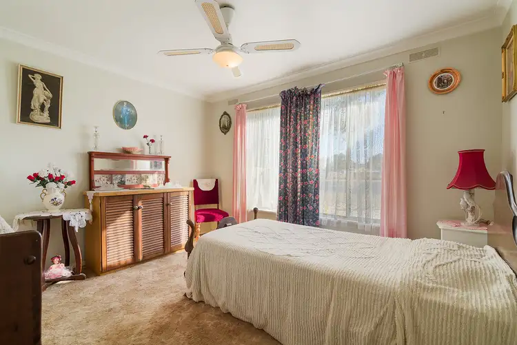 Fifth view of Homely house listing, 1 Maldon Road, Castlemaine VIC 3450