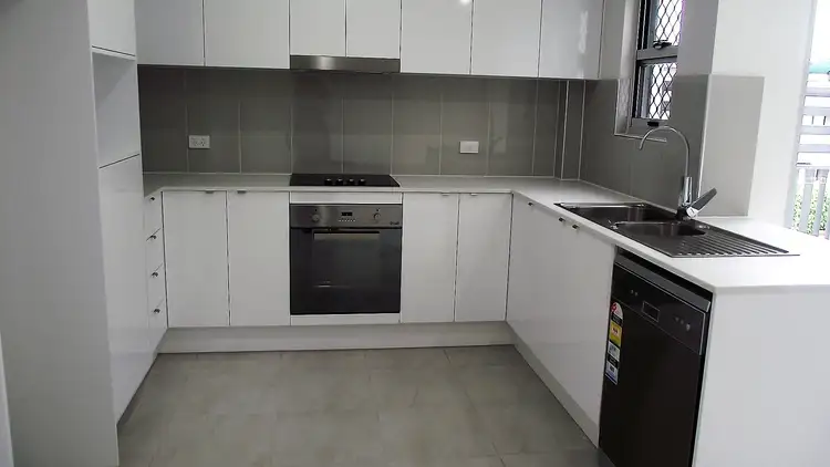 Fourth view of Homely unit listing, 9/39 Landsborough Ave, Scarborough QLD 4020