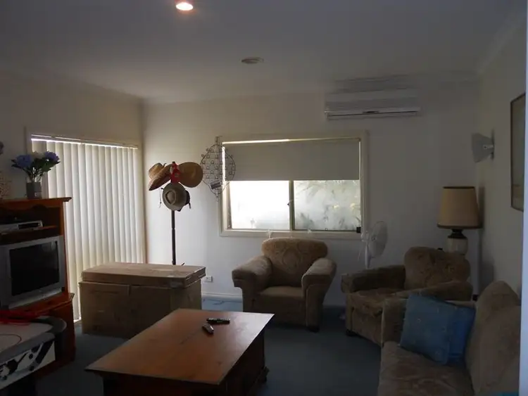 Sixth view of Homely house listing, 1/15 Fairway Drive, Drouin VIC 3818