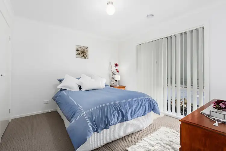 Sixth view of Homely unit listing, 1/14 Shakespeare Court, Drouin VIC 3818