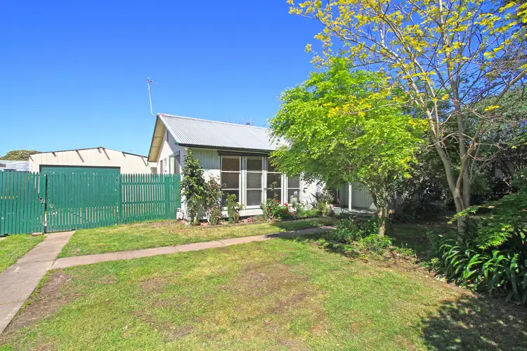 14 Stead Street, Sale VIC 3850