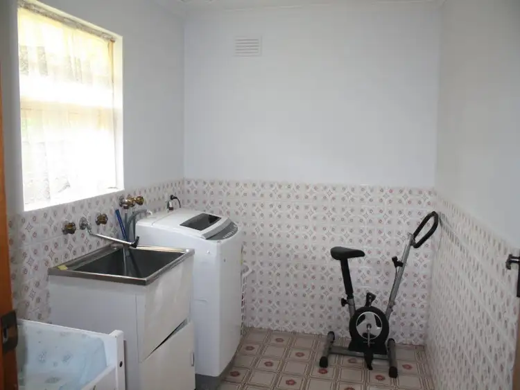 Sixth view of Homely house listing, 12 Auvale Crescent, Mount Gambier SA 5290
