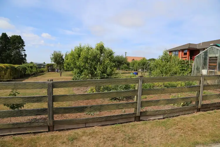 8 Harrisson Street, Smithton TAS 7330