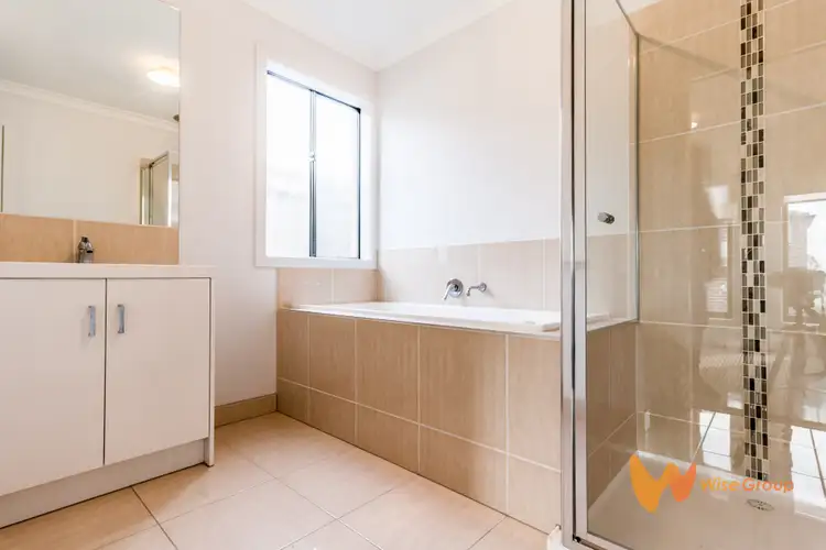 Fourth view of Homely unit listing, 10 Renlik Circuit, Cranbourne North VIC 3977