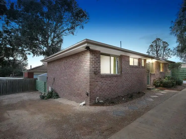 Unit 2/22 Fosbery Crescent, Viewbank VIC 3084