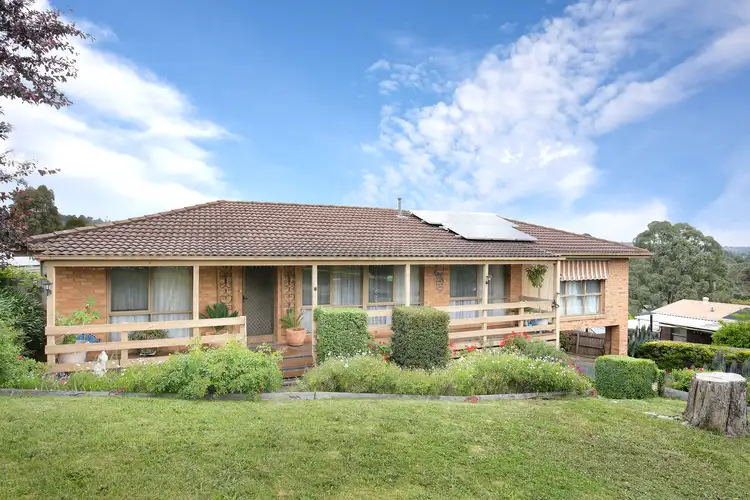 8 Neptune Ct, Lilydale VIC 3140