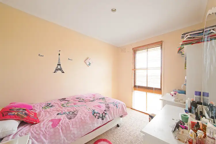 Sixth view of Homely house listing, 1 Sherrin Crt, Werribee VIC 3030