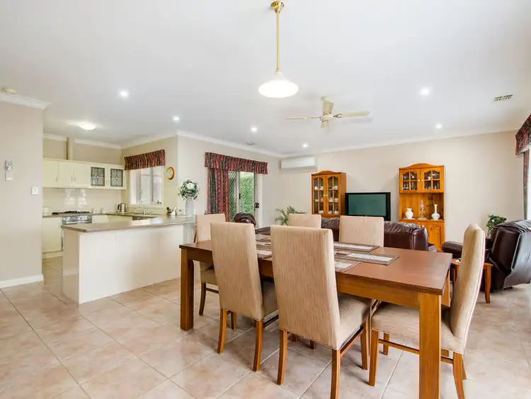 Fifth view of Homely house listing, 2 Huntingdale Court, Mount Gambier SA 5290