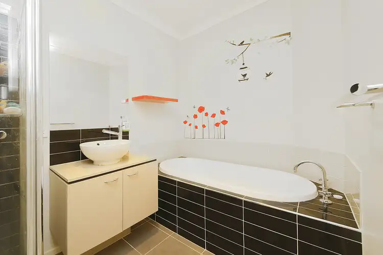 Fifth view of Homely house listing, 32 Pembroke Cres, Derrimut VIC 3030