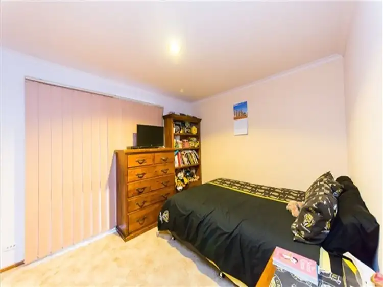 Fifth view of Homely house listing, 6 Catherine Edey Place, Hampton Park VIC 3976