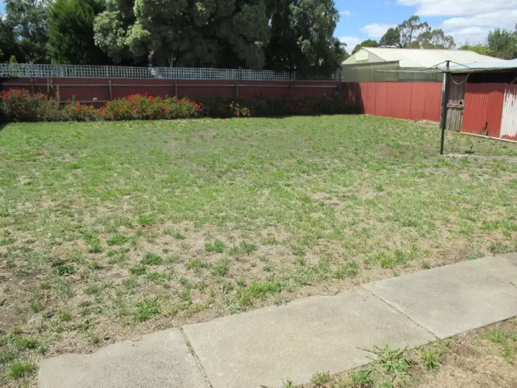 Third view of Homely house listing, 6 Woodbridge Street, Hamilton VIC 3300