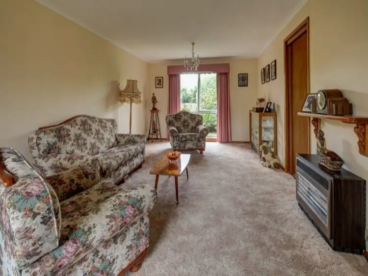 Third view of Homely house listing, 6 Truro Court, Warrnambool VIC 3280
