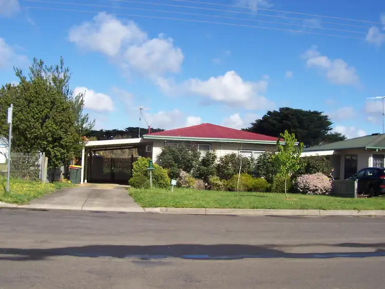 7 Cowie Street, Ballan VIC 3342