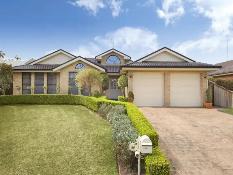 18 Kirkcaldy Circuit, Kellyville NSW 2155