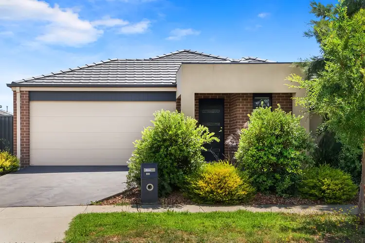 27 Morphetville Street, Clyde North VIC 3978