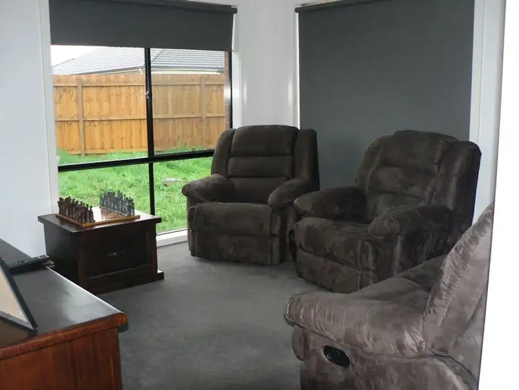 Seventh view of Homely house listing, 17 Shakespeare Court, Lancefield VIC 3435