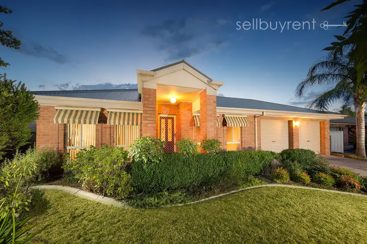 37 KINGFISHER DRIVE, Wodonga VIC 3690