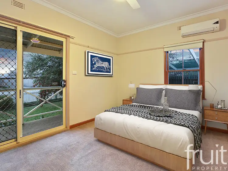 Sixth view of Homely house listing, 4 Helmer Crescent, Thomson VIC 3219