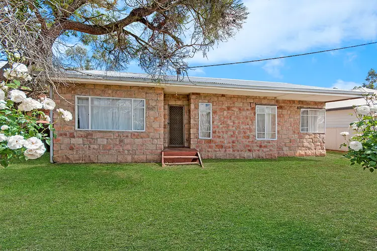 Main view of Homely house listing, 15 Duke Avenue, Hamilton VIC 3300