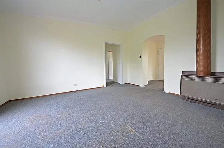 Fourth view of Homely house listing, 5 Mulga Court, Portland VIC 3305