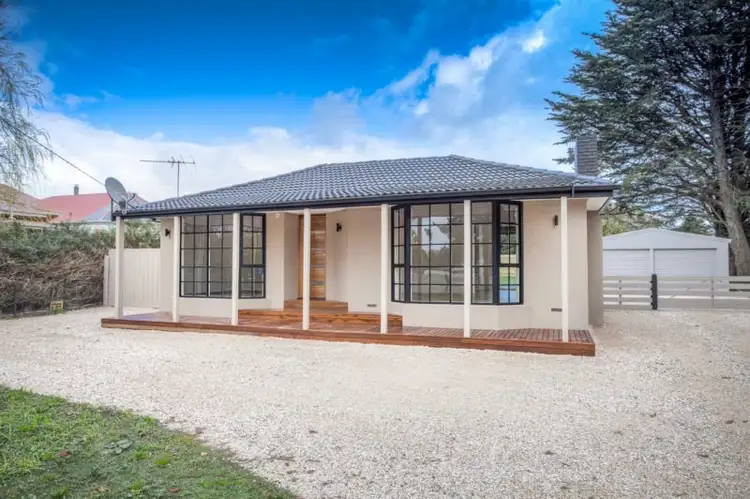 35 Main Street, Romsey VIC 3434