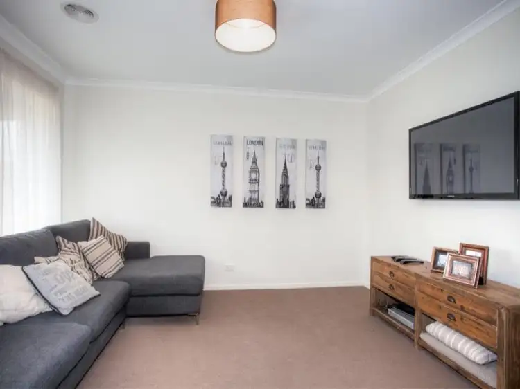 Fifth view of Homely house listing, 8 Vancleve Crescent, Gisborne VIC 3437