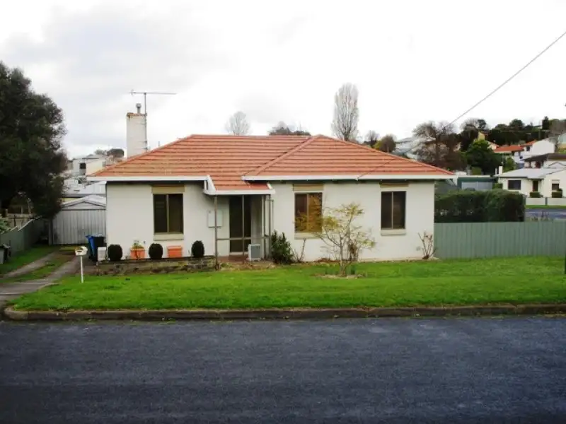 Main view of Homely house listing, 11 PHILLIP STREET, Mount Gambier SA 5290