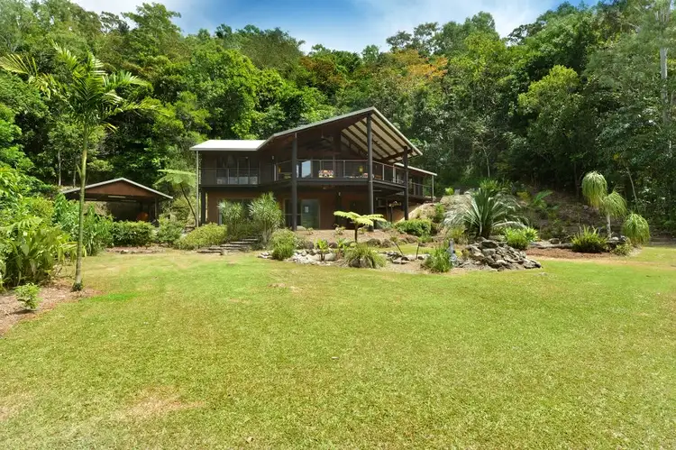 5-7 Watervale Close, Redlynch QLD 4870
