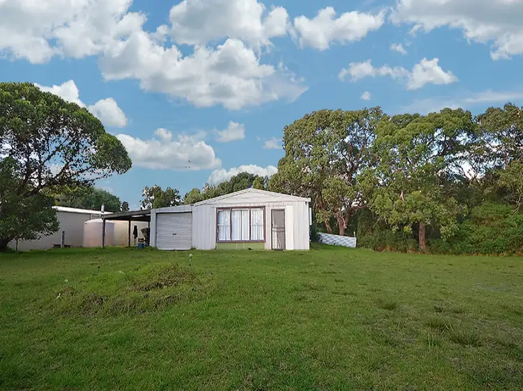 6 Beavis Road, Portland VIC 3305