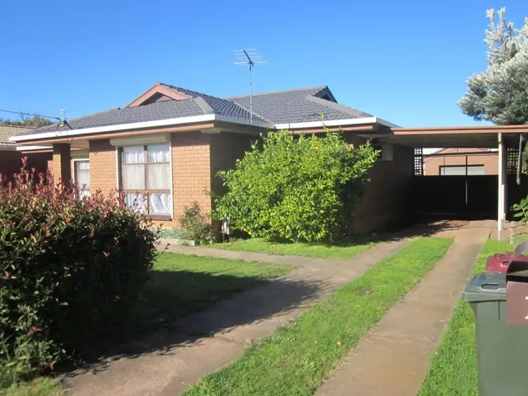 16 Bayley Street, Hamilton VIC 3300