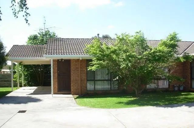 Main view of Homely townhouse listing, 3/16 Cambridge Drive, Warragul VIC 3820