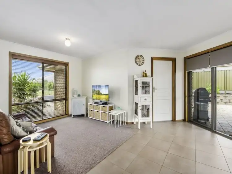 Sixth view of Homely house listing, 8 Rosemont Place, Mount Gambier SA 5290