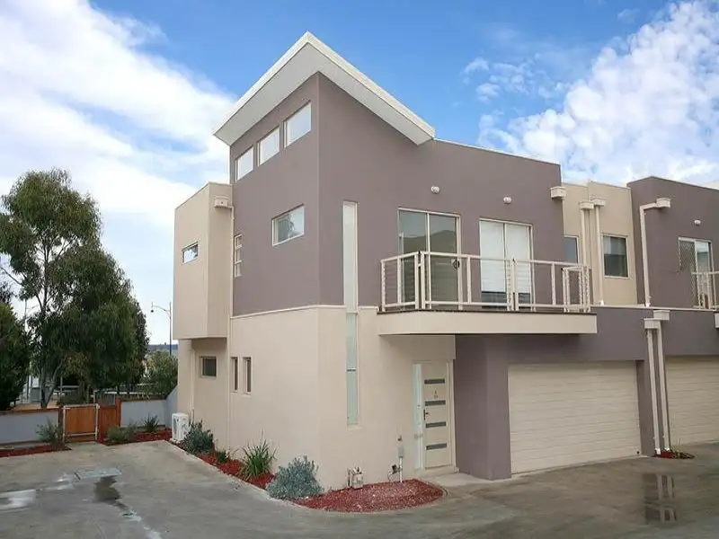 Main view of Homely townhouse listing, 4/30 Cranwell Square, Caroline Springs VIC 3023