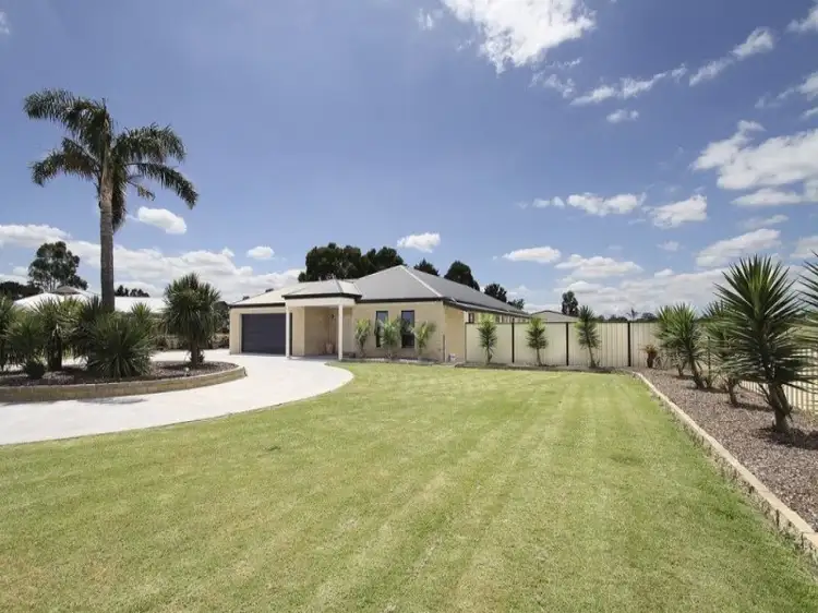 7 Boggy Creek Road, Longford VIC 3851
