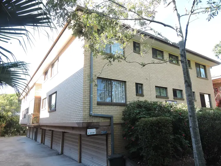 Main view of Homely unit listing, 7/18 FOXTON ST, Indooroopilly QLD 4068