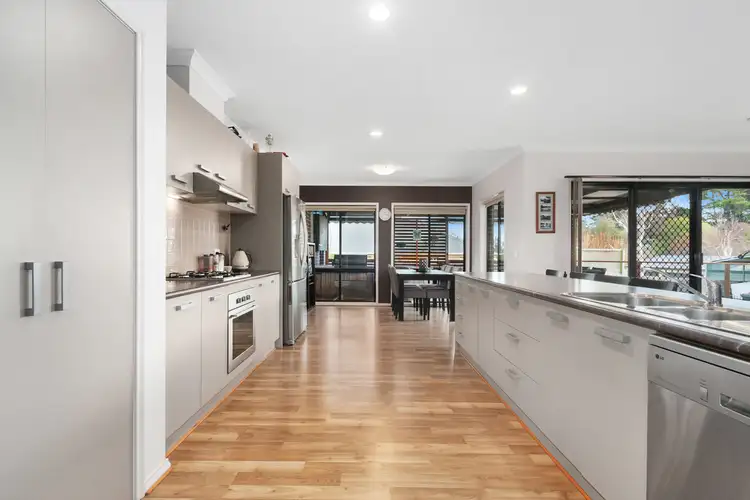 Sixth view of Homely house listing, 3 Picadilly Court, Drouin VIC 3818