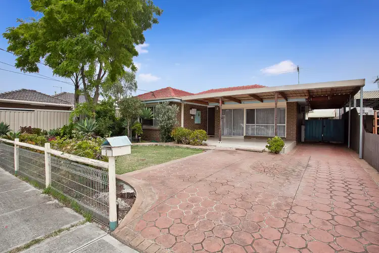 1 Tyres Court, Sunshine North VIC 3020
