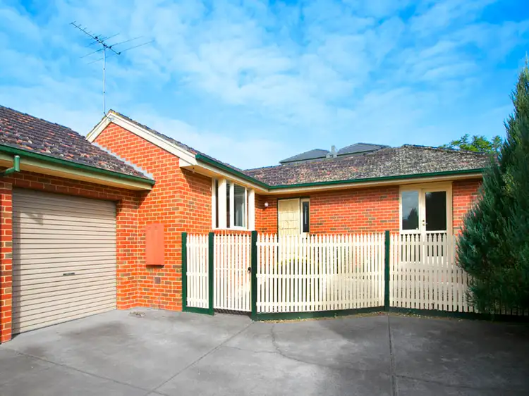 Main view of Homely townhouse listing, 2/70 Metung Street, Balwyn VIC 3103