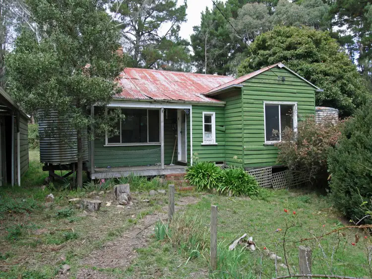 10 Tolmie-Mahaikah Road, Tolmie VIC 3723
