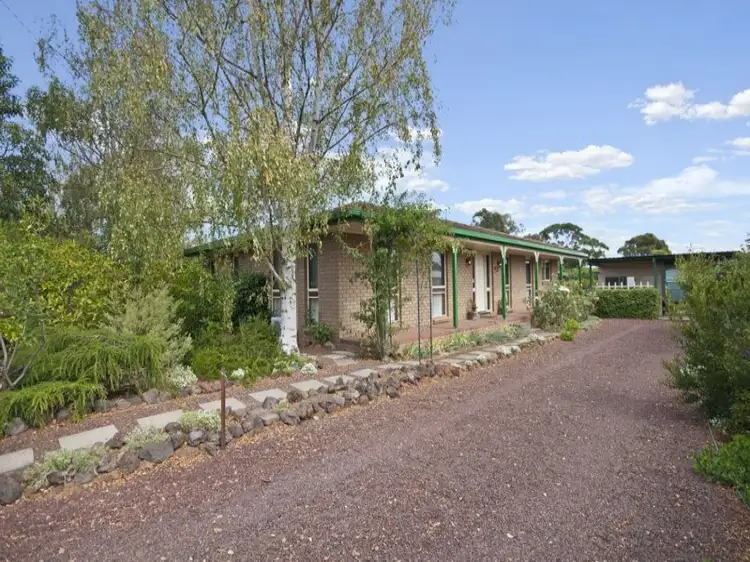 99 Rippon Road, Hamilton VIC 3300